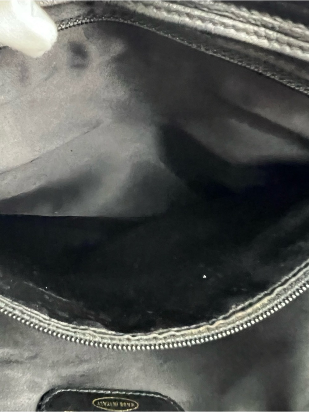 CHANEL Black Quilted Shoulder Bag with Gold CC Hardware - Picture 8 of 16